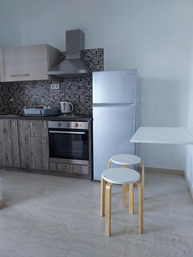 Aqua Apartments Лутра Ораяс Еленис Екстериор снимка